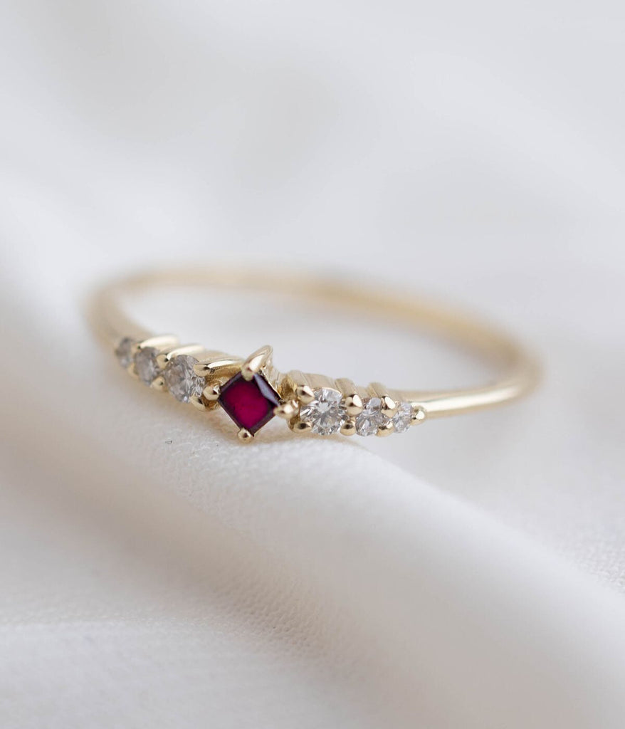 טבעת נגיעה אבן רובי  | זהב 14k